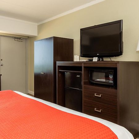 Sandcastle Resort Virginia Beach Room photo